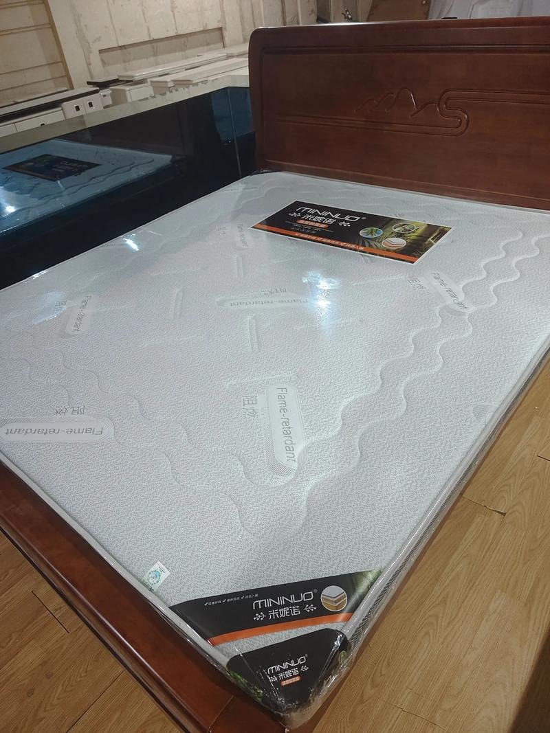 卧室家具